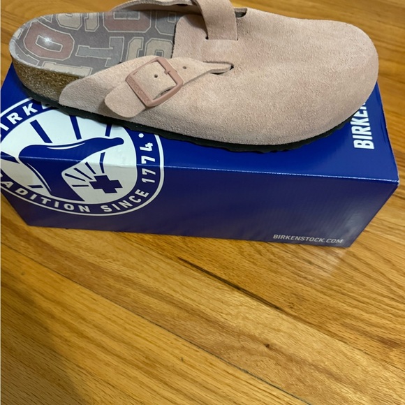 Birkenstock Rose Boston Clogs - Picture 2 of 5